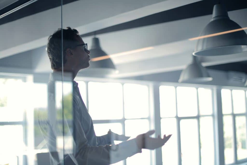 Blog Persuaders: "Le management de transition dans le secteur de la santé : Adaptable, agile, et axé sur l'excellence"