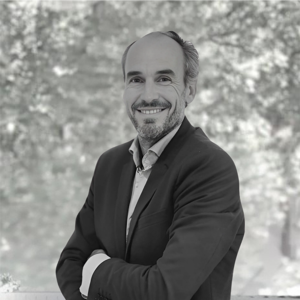 Persuaders, Notre équipe: Hadrien LECŒUR Persuaders, Notre équipe: Hadrien LECŒUR